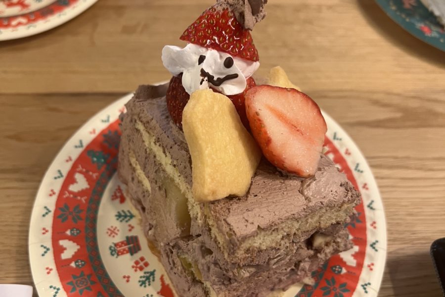 スタッフみんなで楽しんだ、12月の社内レクレーション🍰🎄